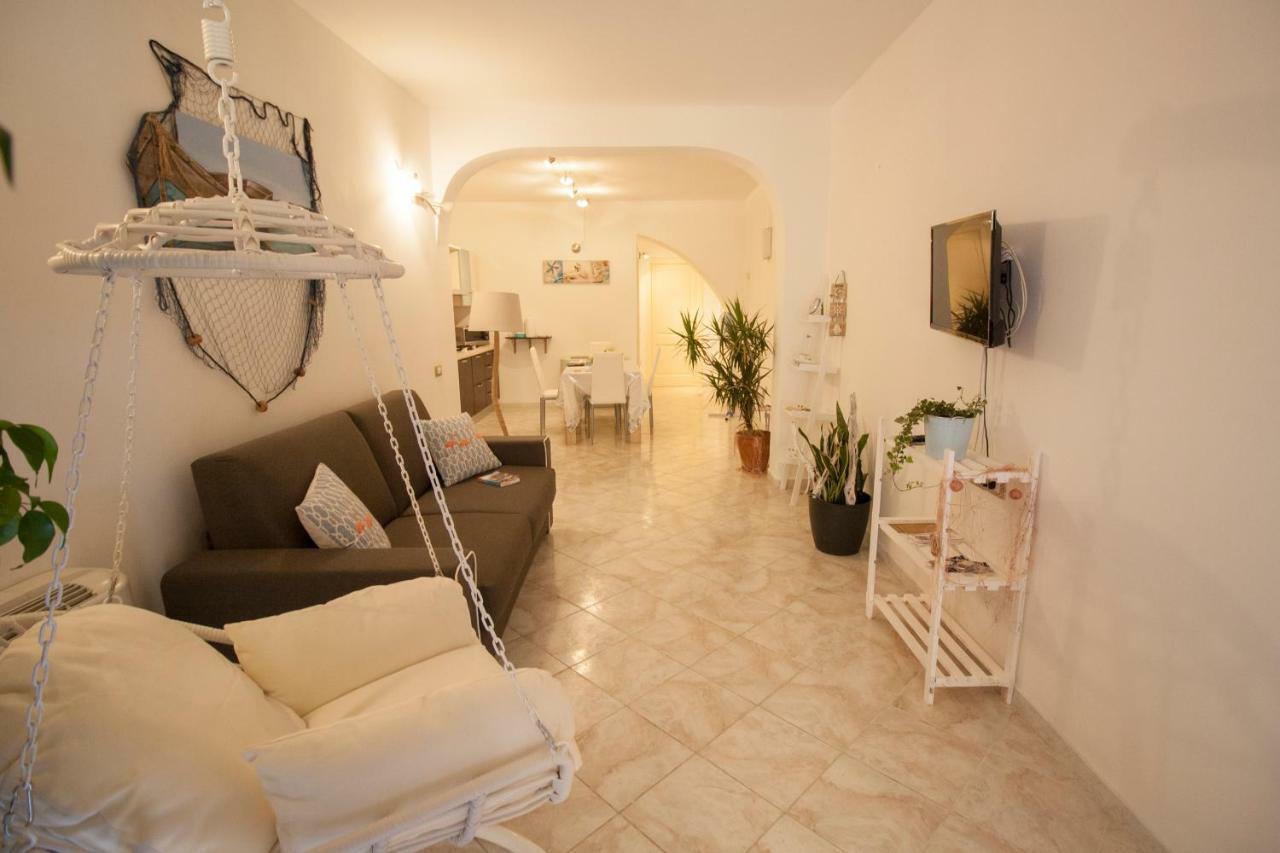 Villa Lanterna Bianca à Cagliari Extérieur photo